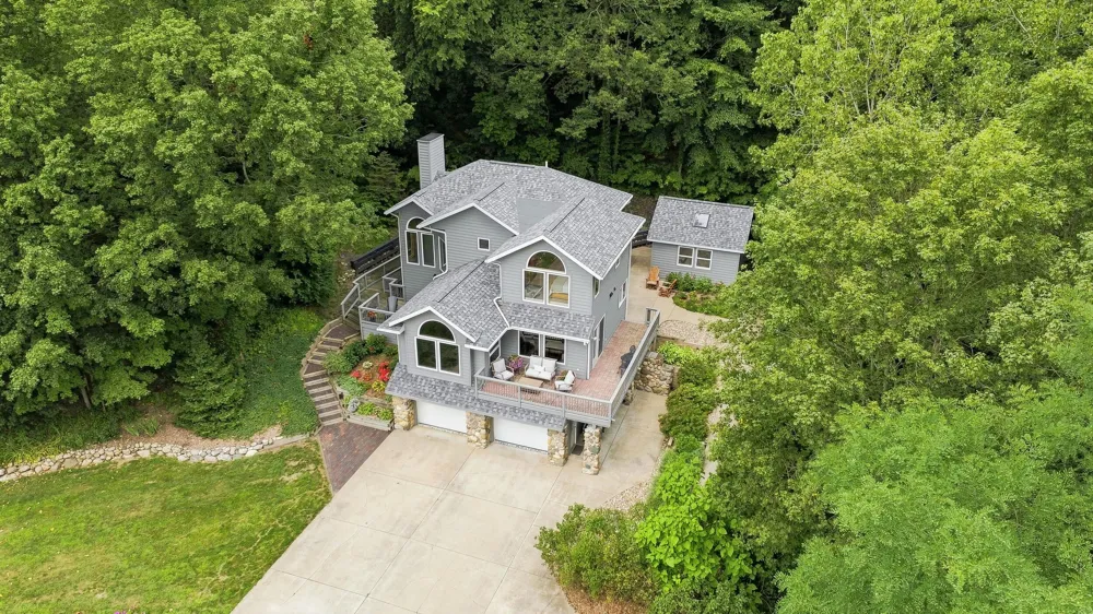 677 Tuttle Road Baroda, MI 49101