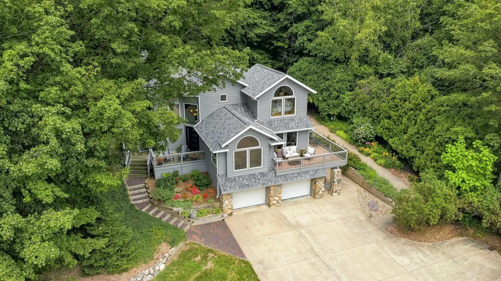 677 Tuttle Road Baroda, MI 49101