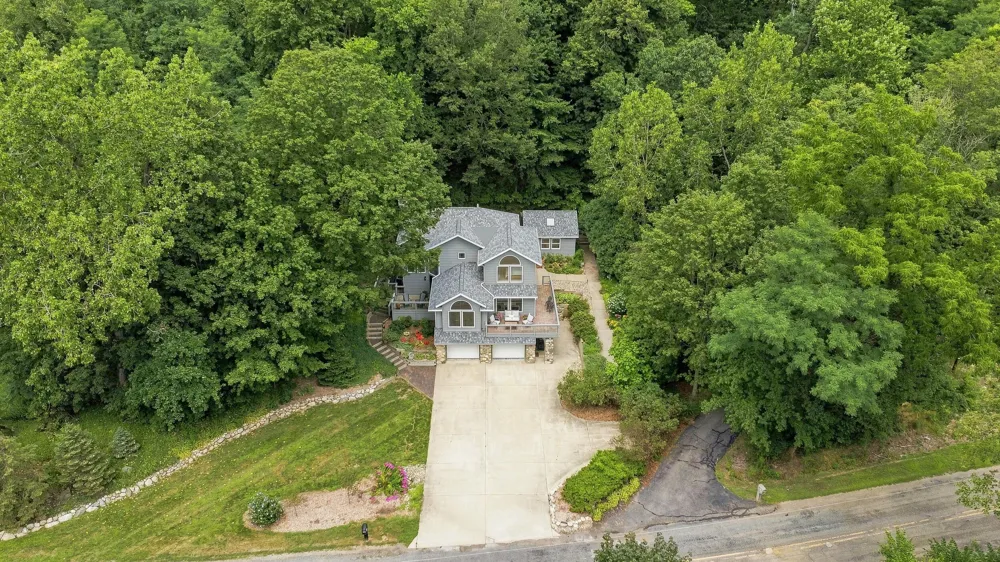 677 Tuttle Road Baroda, MI 49101