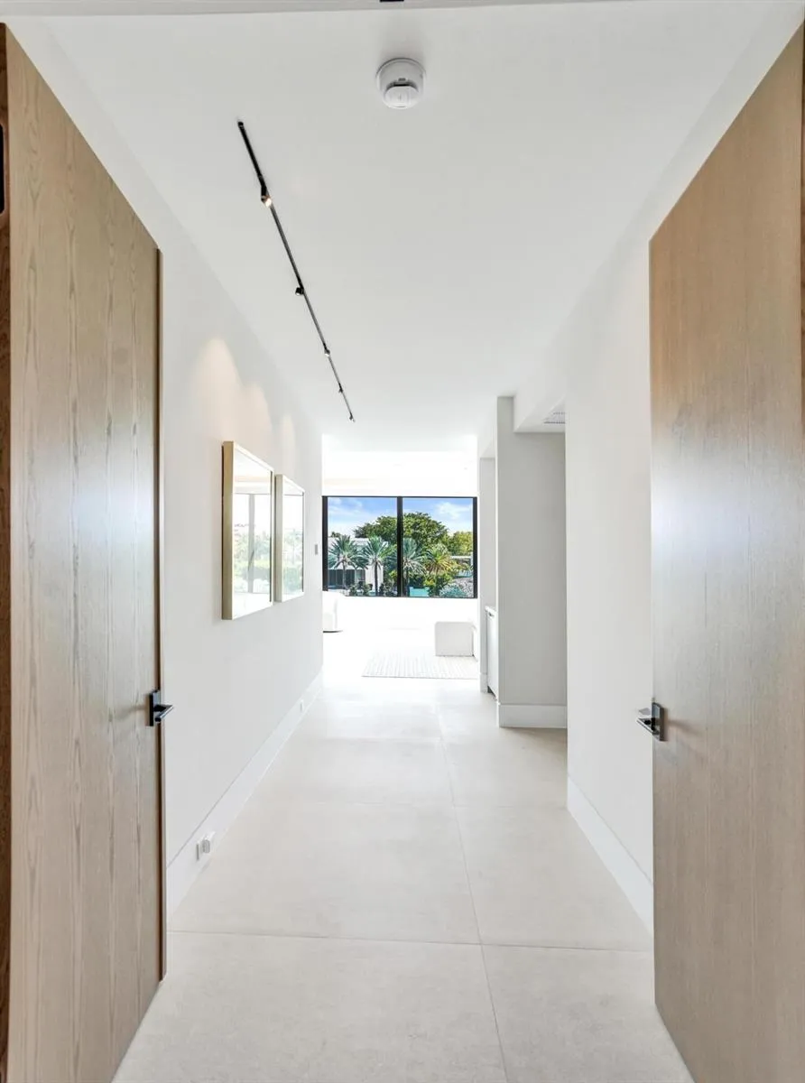 23 ISLA BAHIA DRIVE Fort Lauderdale, FL 33316