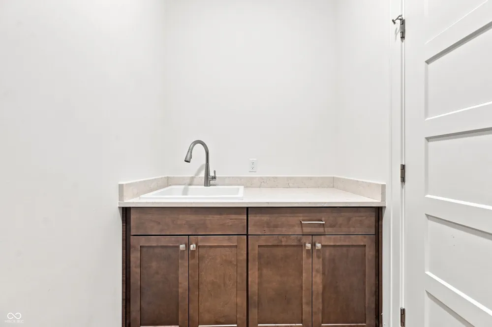 8764 Chauncey Street Zionsville, IN 46077