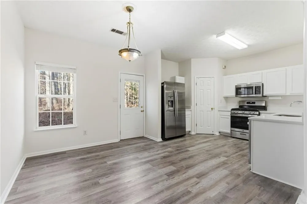2913 Greyhawk Lane Cumming, GA 30040