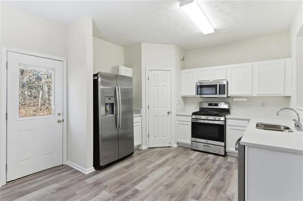 2913 Greyhawk Lane Cumming, GA 30040