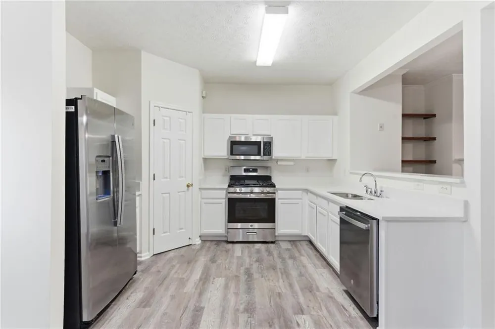2913 Greyhawk Lane Cumming, GA 30040