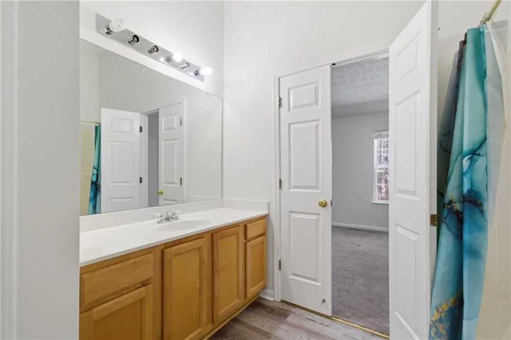 2913 Greyhawk Lane Cumming, GA 30040
