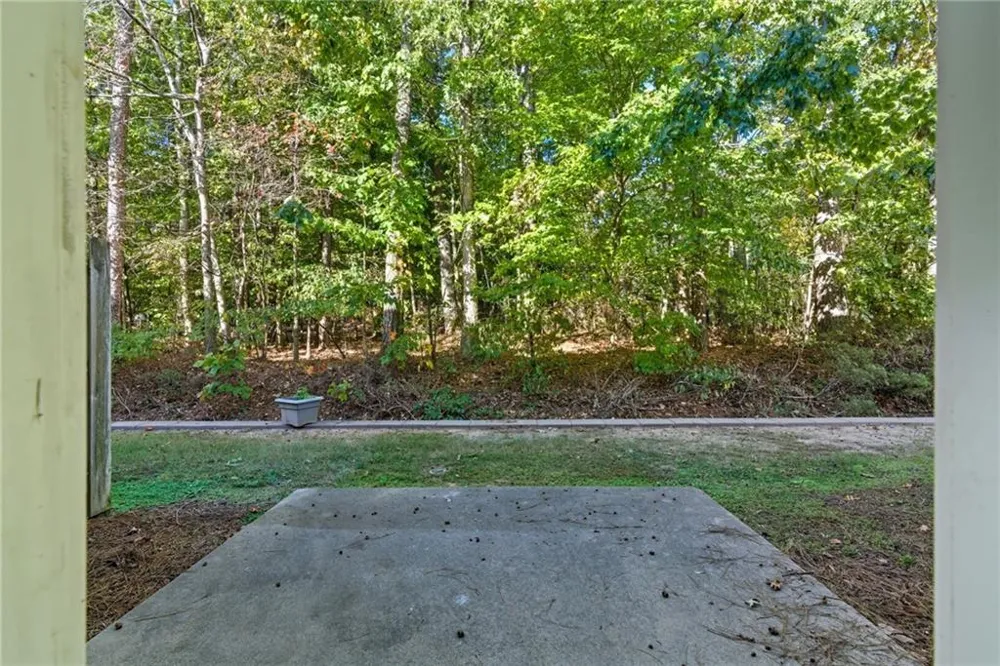 2913 Greyhawk Lane Cumming, GA 30040