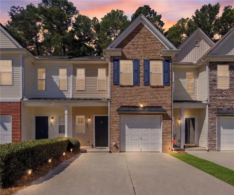2913 Greyhawk Lane Cumming, GA 30040