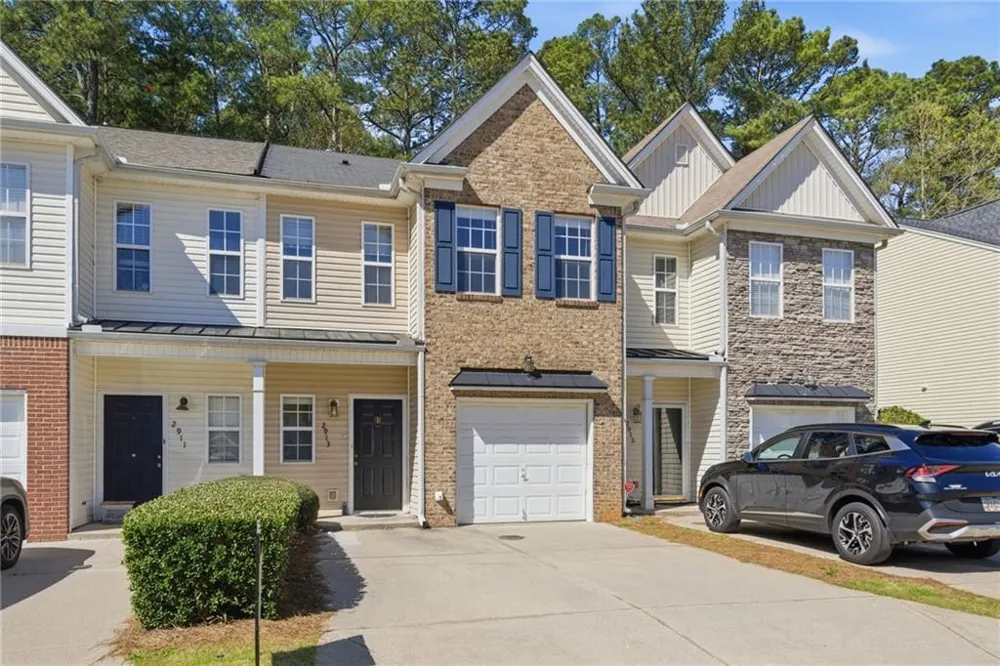 2913 Greyhawk Lane Cumming, GA 30040