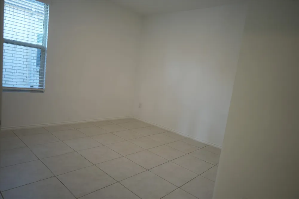 3480 Mildren Bend Crandall, TX 75114