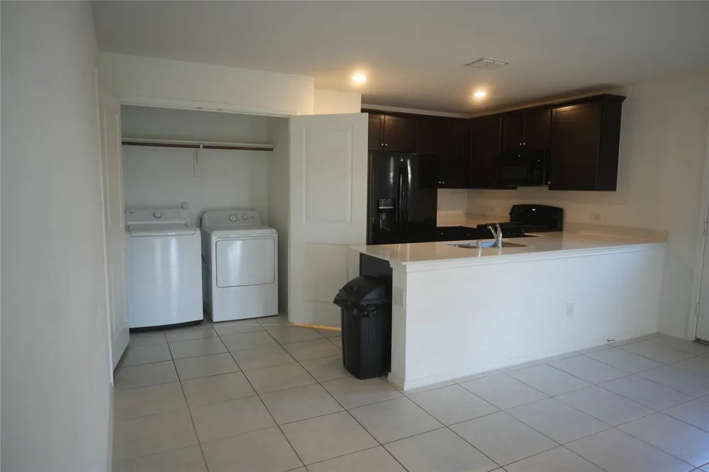 3480 Mildren Bend Crandall, TX 75114