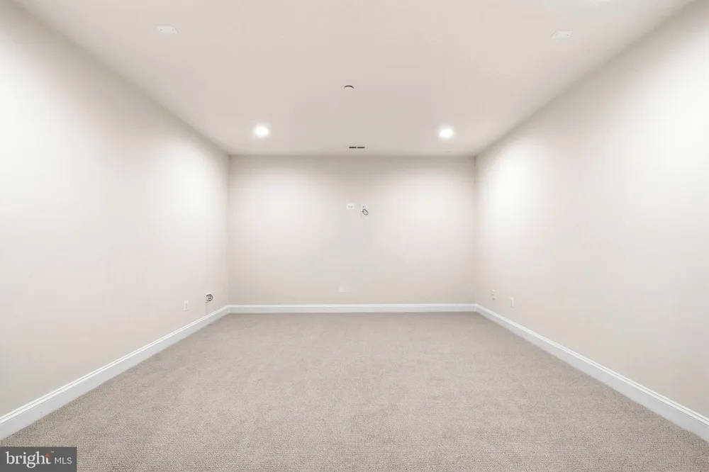 985 BOUNTY PLACE Owings, MD 20736