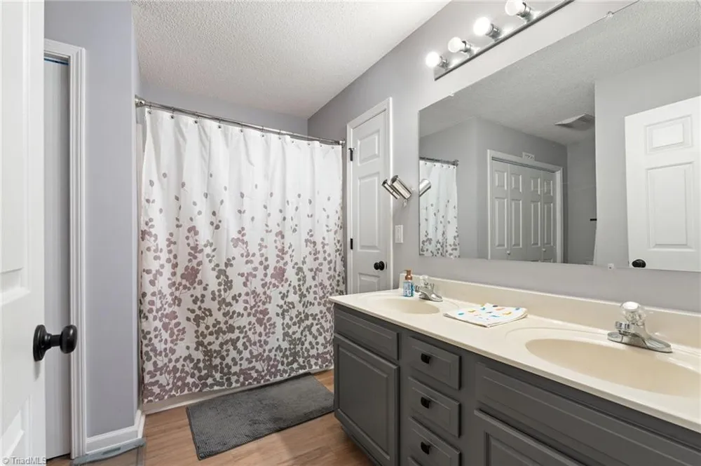 218 Transou Drive Lexington, NC 27295