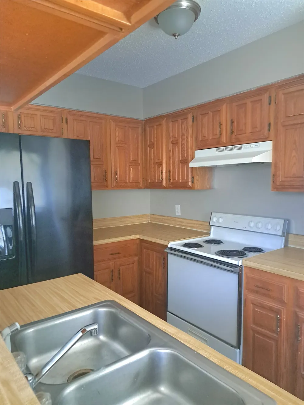 1125 Highbush Drive #1127 Benbrook, TX 76126