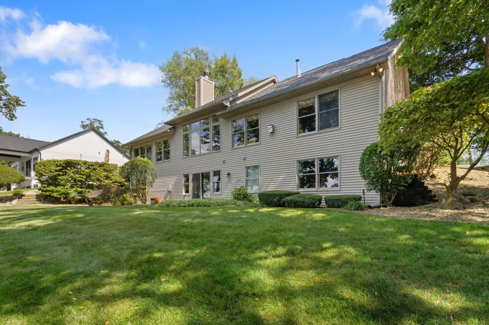 62092 Pheasant Pointe Drive Sturgis, MI 49091