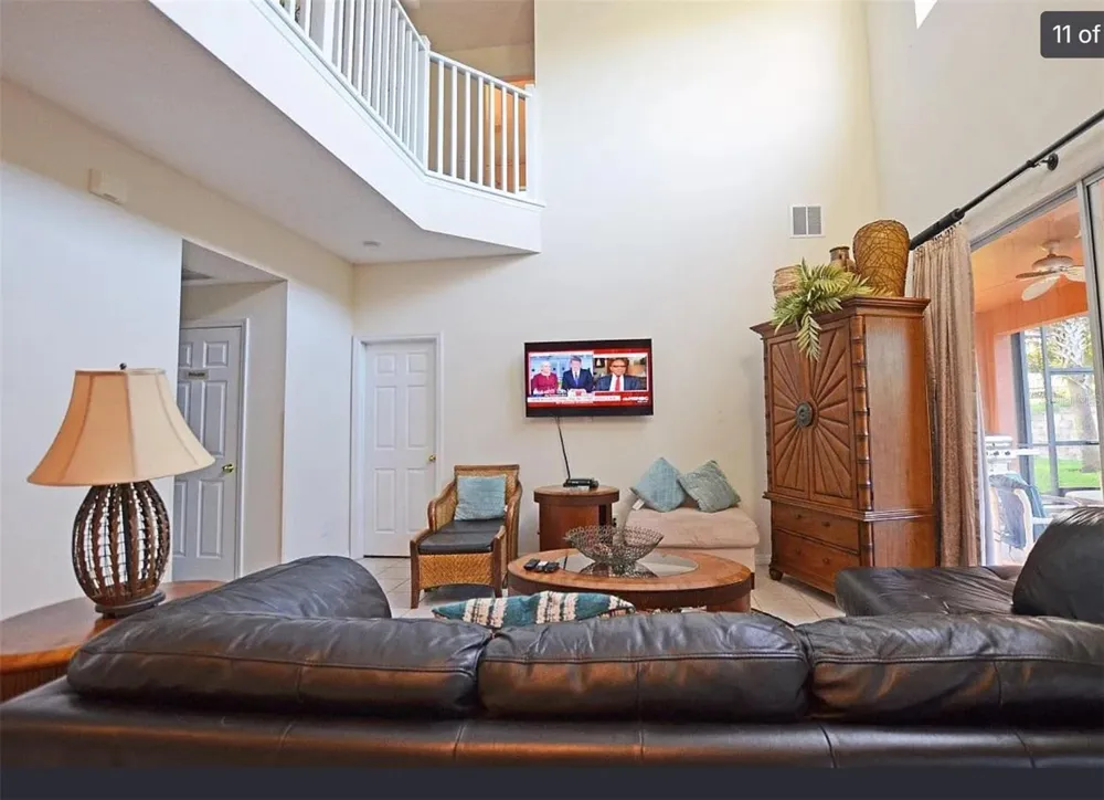 8646 LA ISLA DRIVE Kissimmee, FL 34747