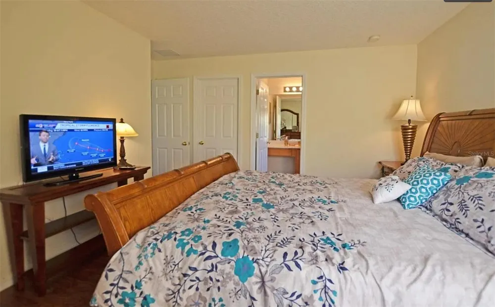 8646 LA ISLA DRIVE Kissimmee, FL 34747