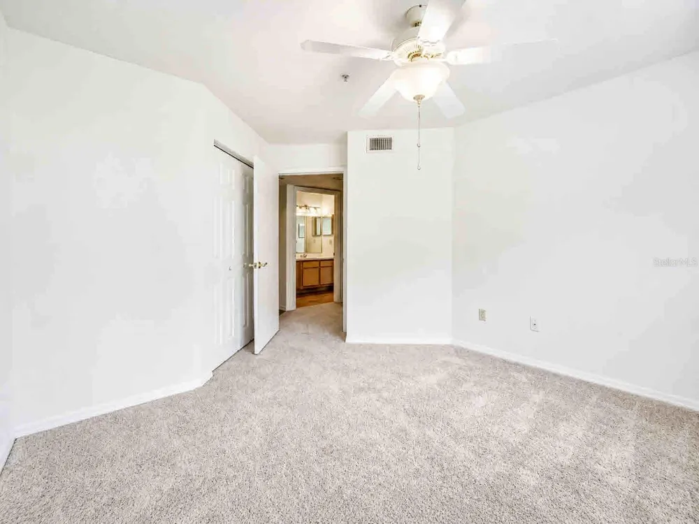 7270 WESTPOINTE BOULEVARD #910 Orlando, FL 32835