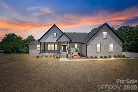 140 Ridgeline Drive