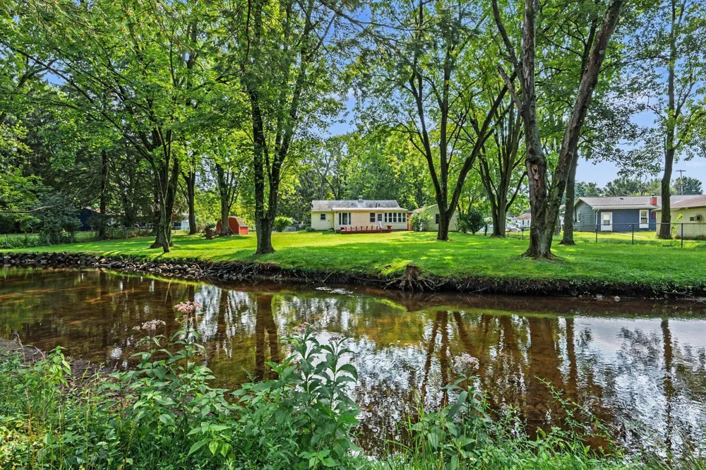 243 Creekview Drive Bedford Charter Township, MI 49037