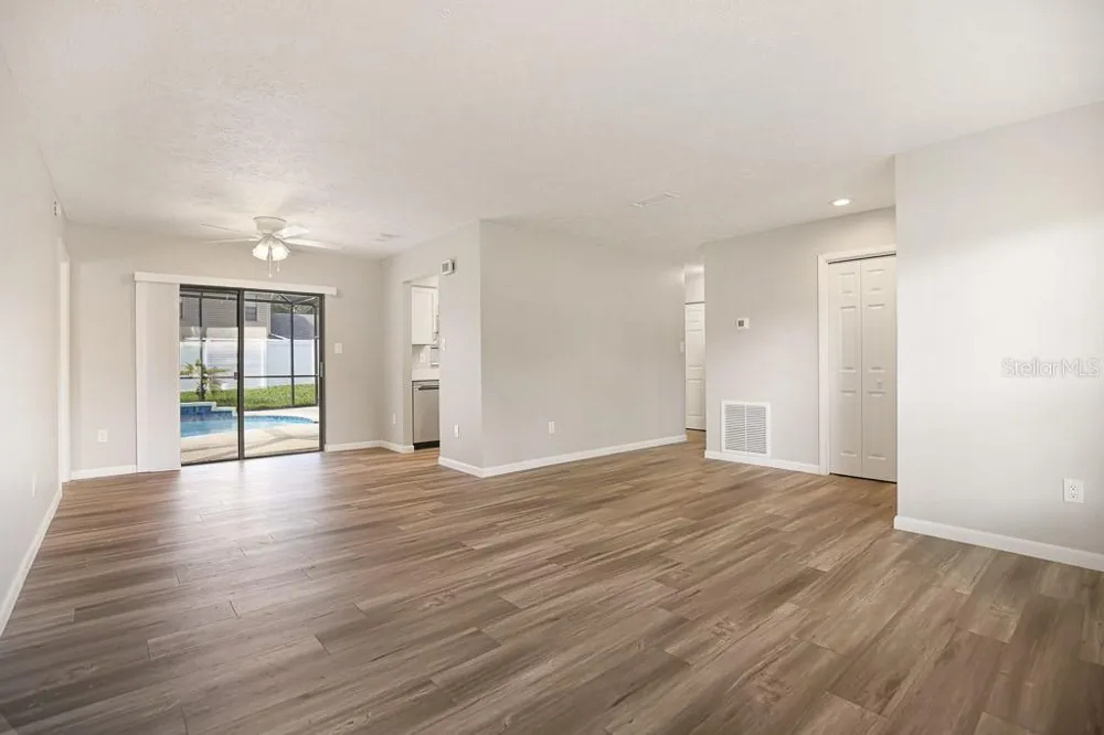 423 VAN REED MANOR DRIVE Brandon, FL 33511