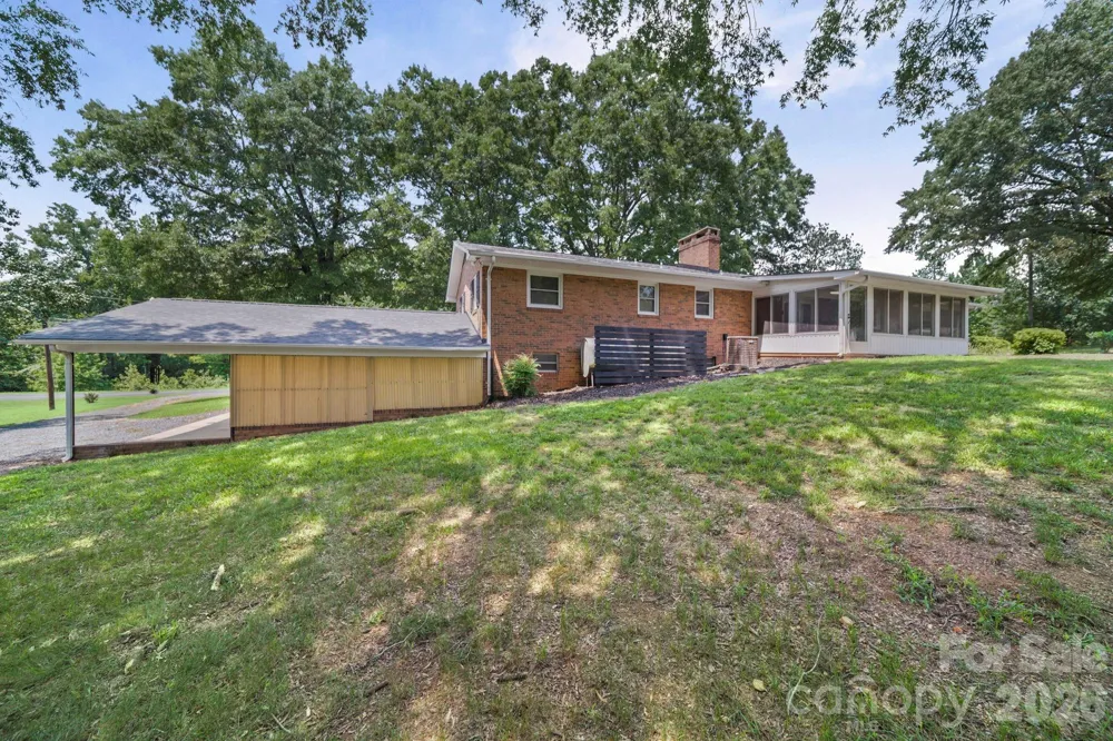 42837 Vickers Store Road Albemarle, NC 28001