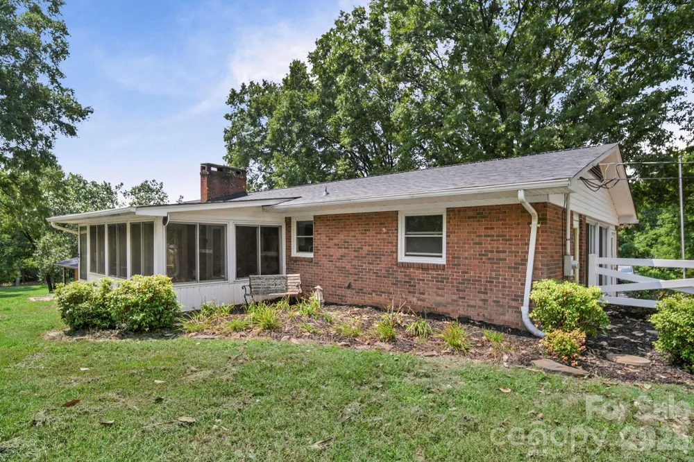 42837 Vickers Store Road Albemarle, NC 28001