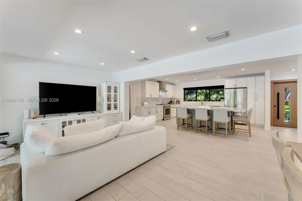 7790 SW 53rd Avenue Miami, FL 33143