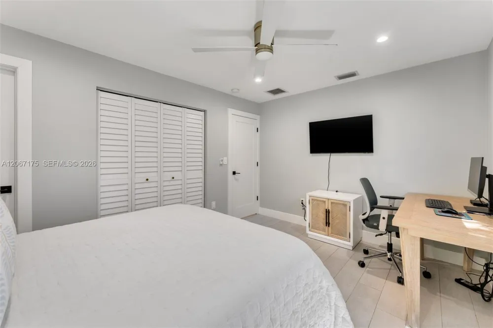 7790 SW 53rd Avenue Miami, FL 33143