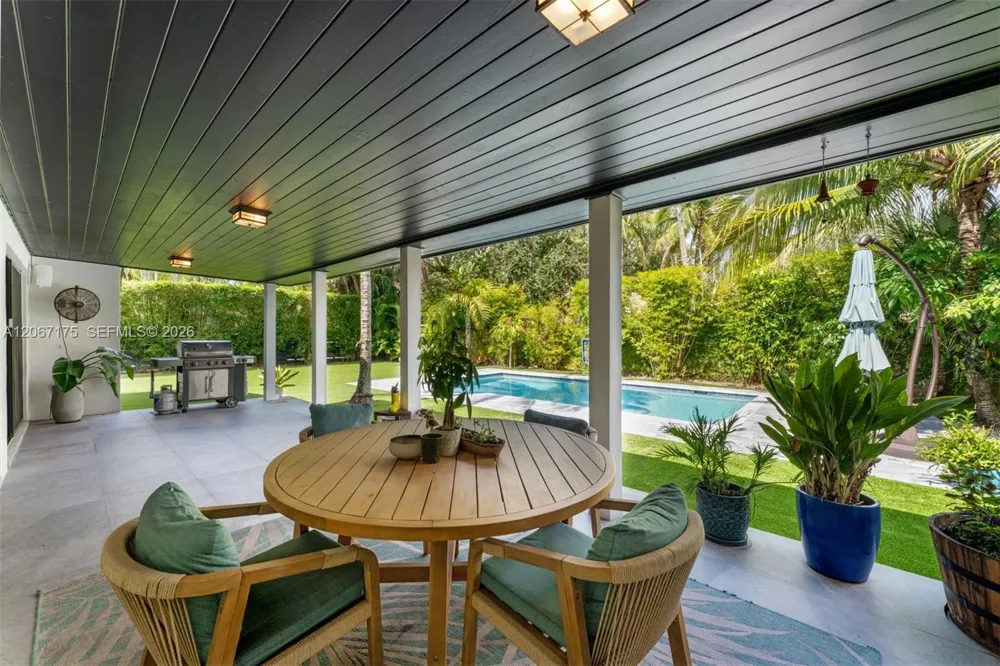 7790 SW 53rd Avenue Miami, FL 33143