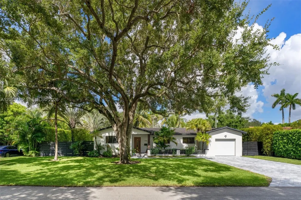 7790 SW 53rd Avenue Miami, FL 33143