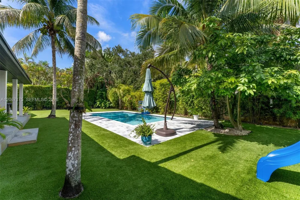 7790 SW 53rd Avenue Miami, FL 33143