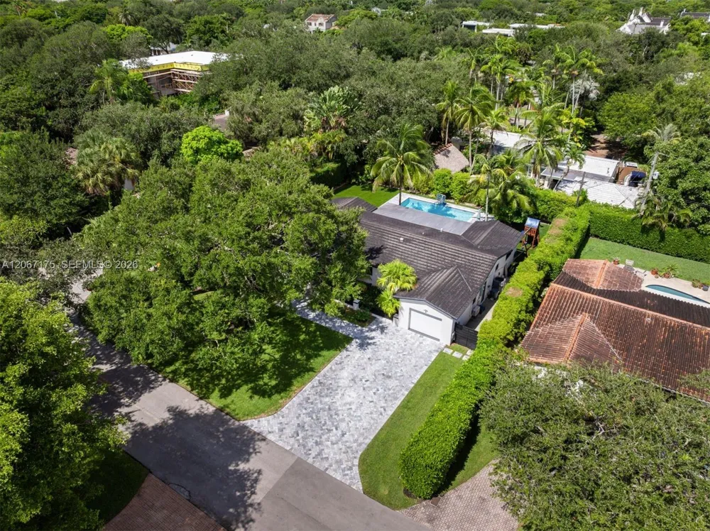 7790 SW 53rd Avenue Miami, FL 33143