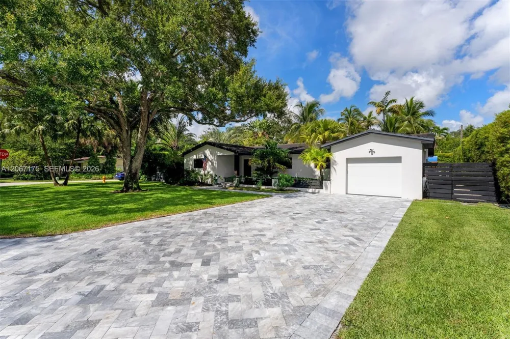 7790 SW 53rd Avenue Miami, FL 33143