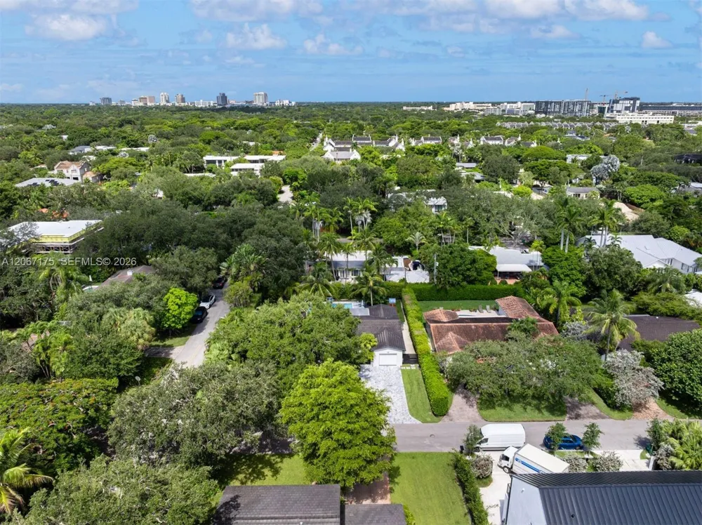 7790 SW 53rd Avenue Miami, FL 33143