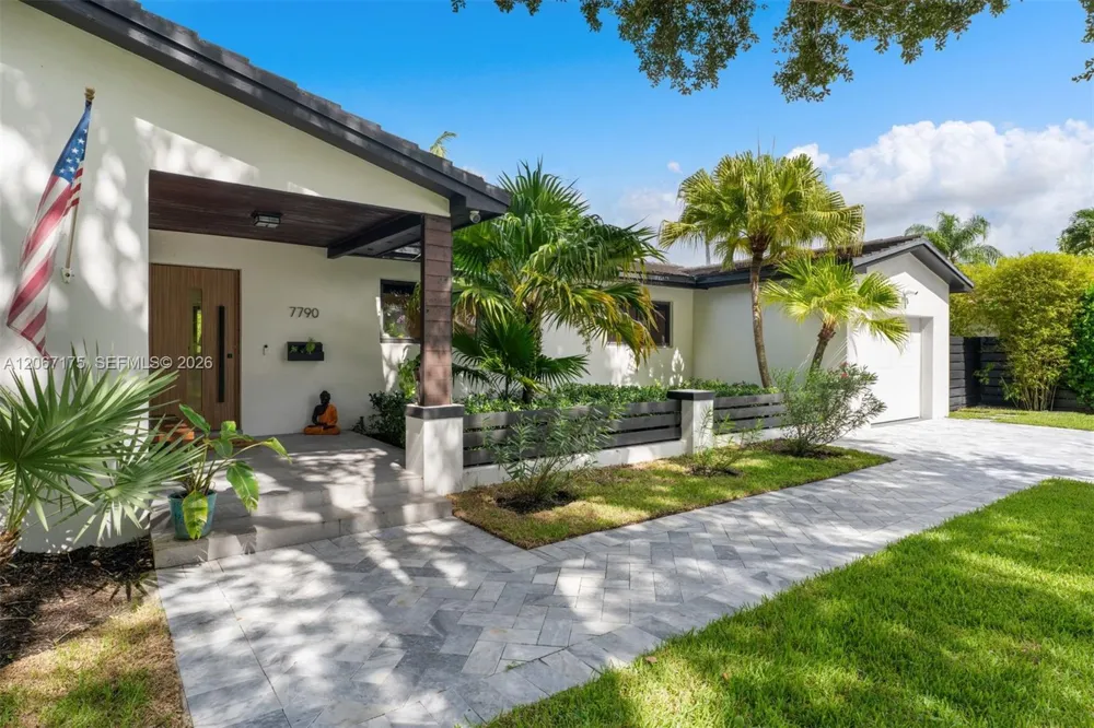 7790 SW 53rd Avenue Miami, FL 33143