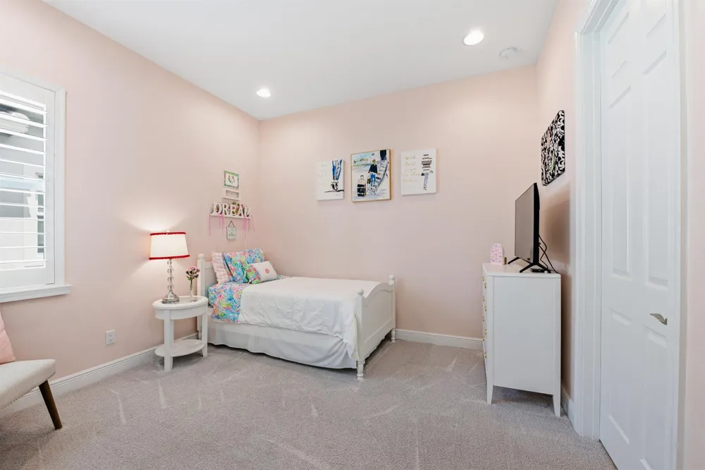 8635 SW Carrara Way Port St. Lucie, FL 34987