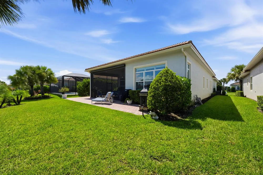 8635 SW Carrara Way Port St. Lucie, FL 34987