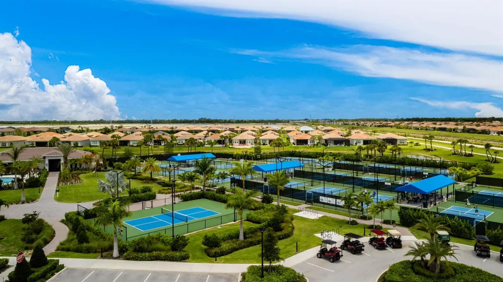 8635 SW Carrara Way Port St. Lucie, FL 34987