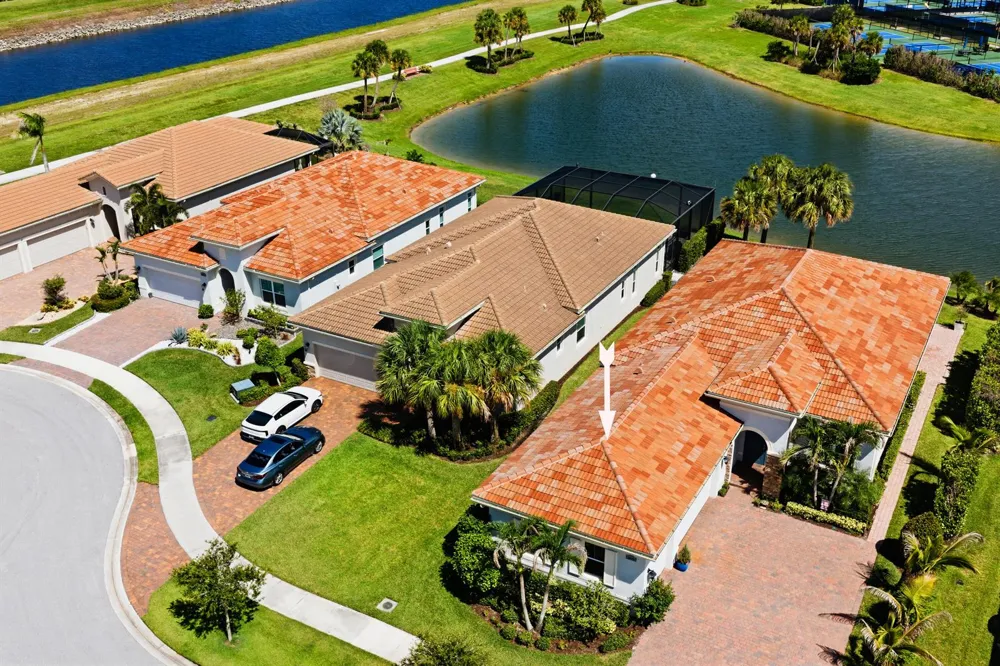 8635 SW Carrara Way Port St. Lucie, FL 34987