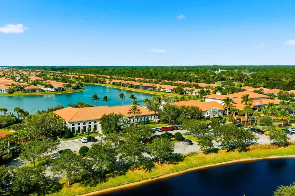 8635 SW Carrara Way Port St. Lucie, FL 34987