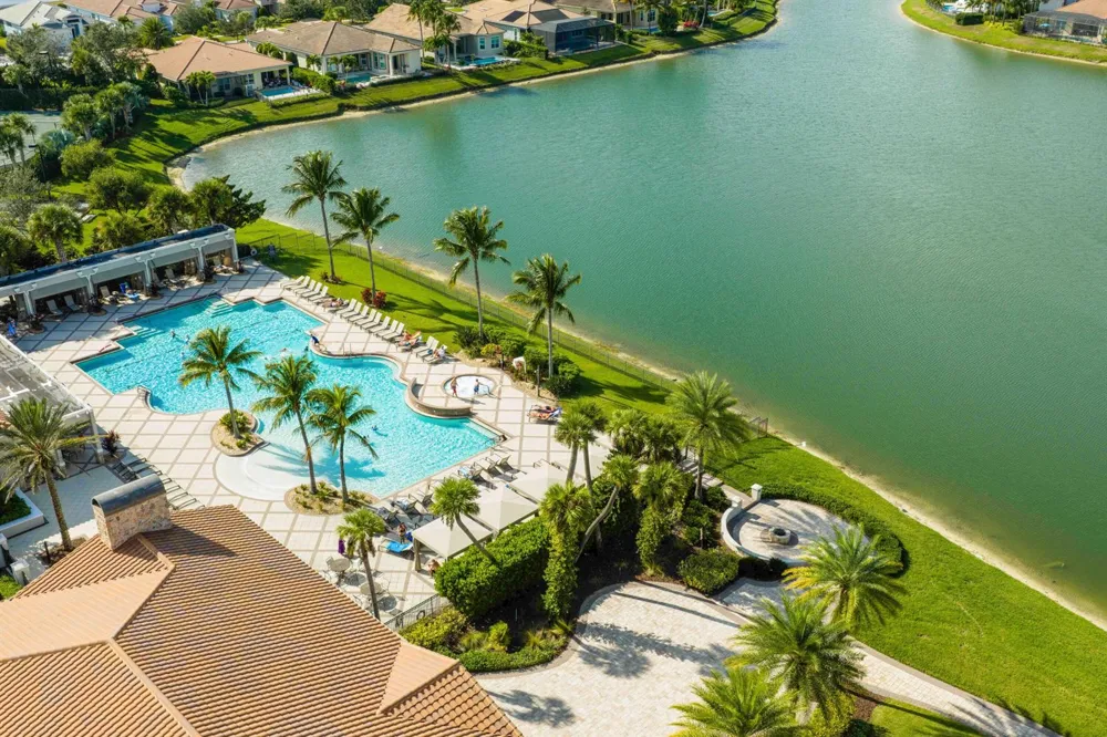 8635 SW Carrara Way Port St. Lucie, FL 34987