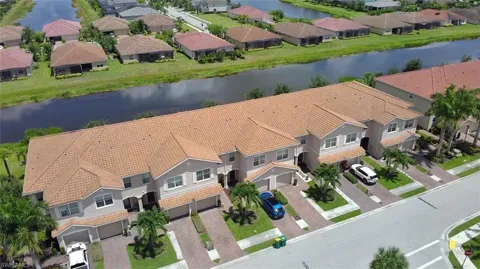 2744 Blossom Way