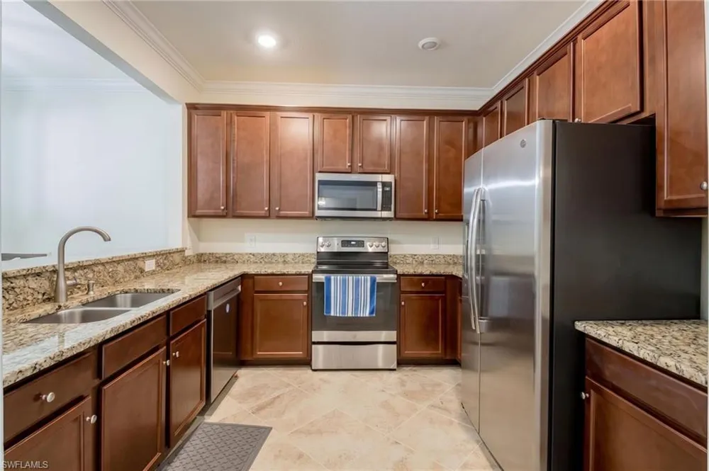 2744 Blossom Way Naples, FL 34120