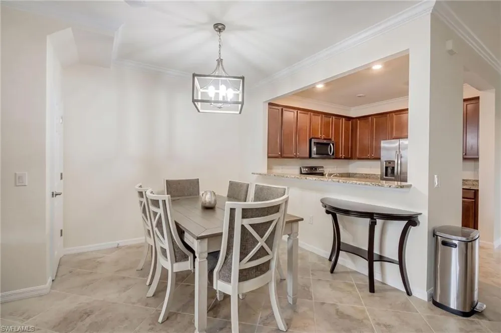 2744 Blossom Way Naples, FL 34120