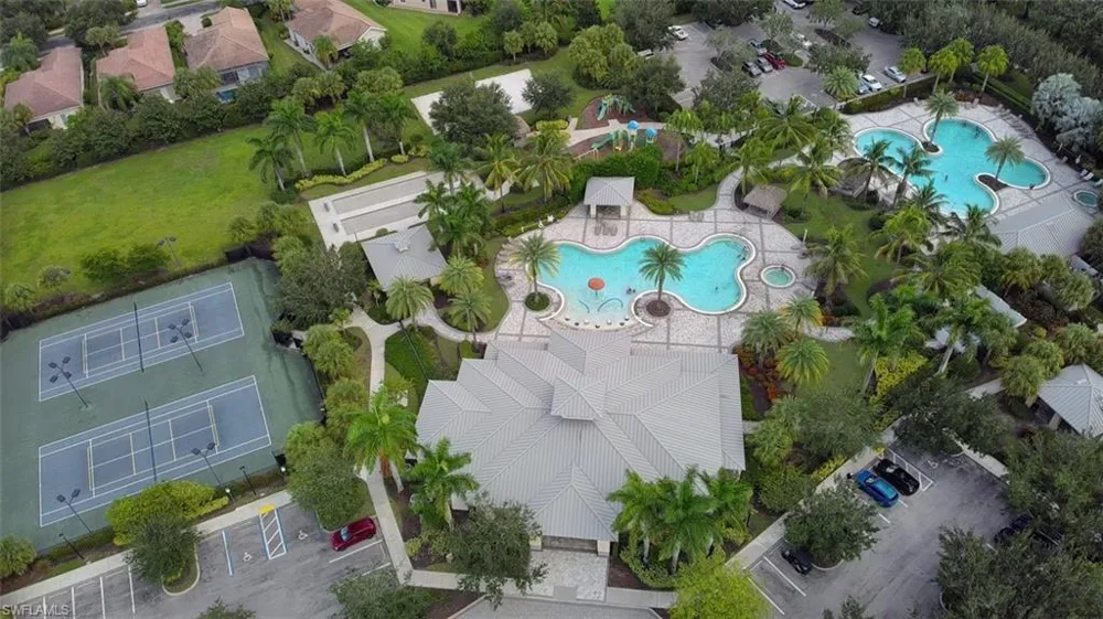 2744 Blossom Way Naples, FL 34120