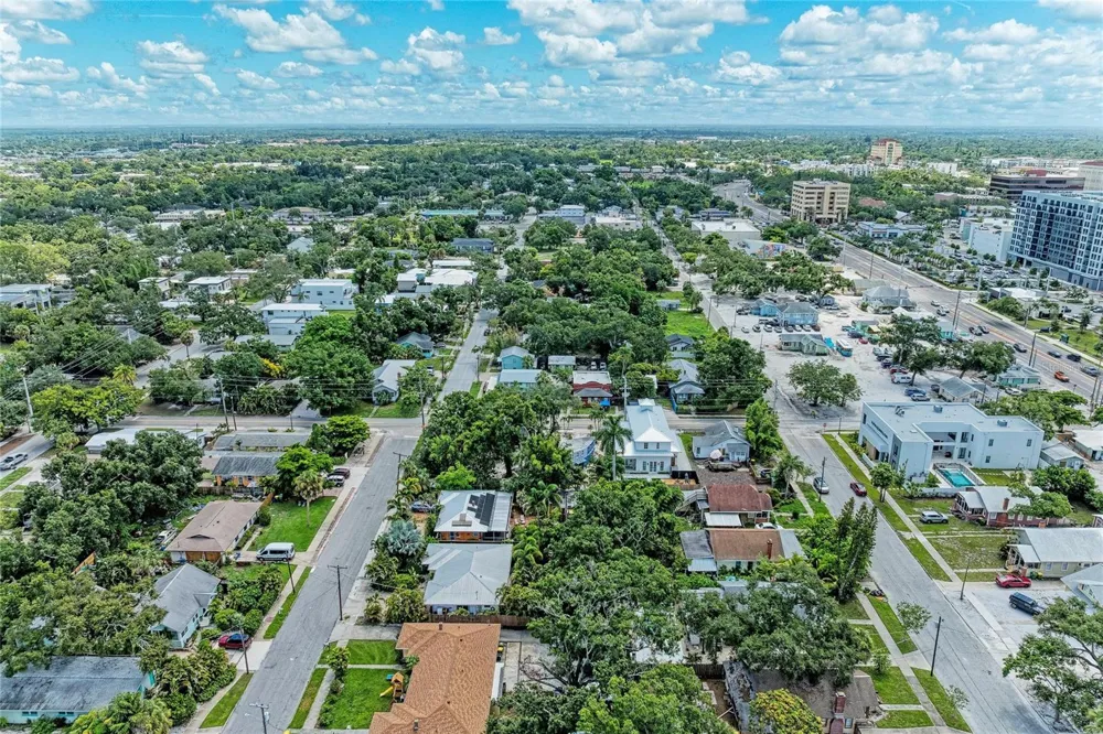 449 OSPREY AVENUE Sarasota, FL 34236