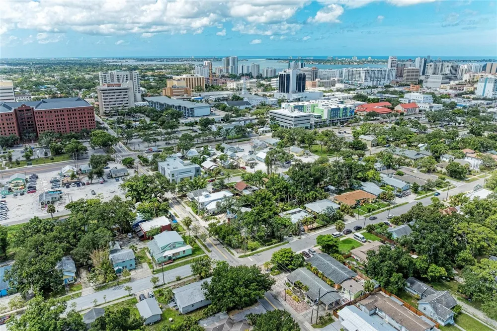 449 OSPREY AVENUE Sarasota, FL 34236