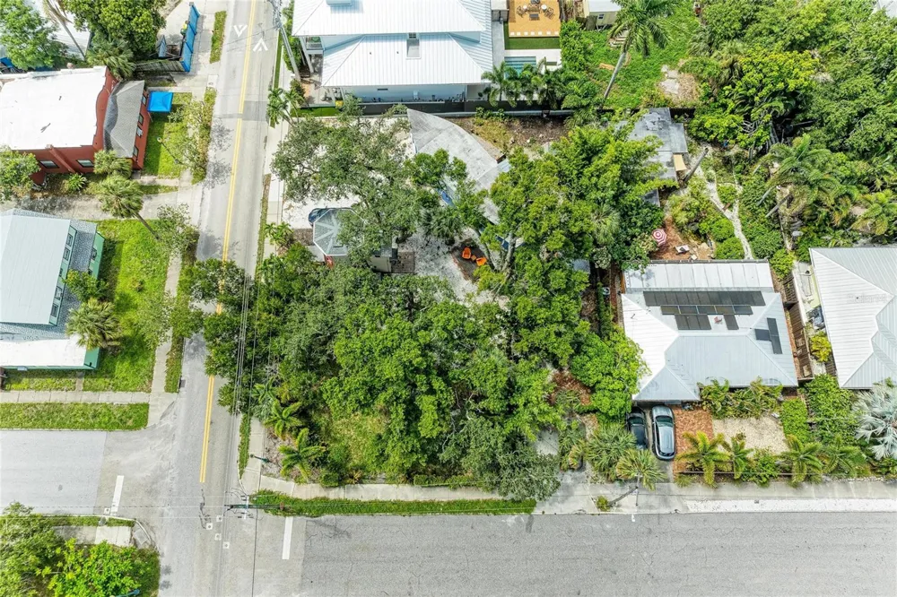 449 OSPREY AVENUE Sarasota, FL 34236