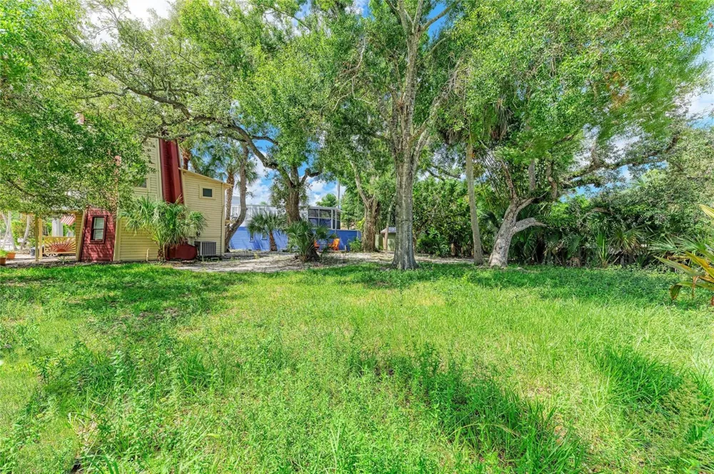 449 OSPREY AVENUE Sarasota, FL 34236