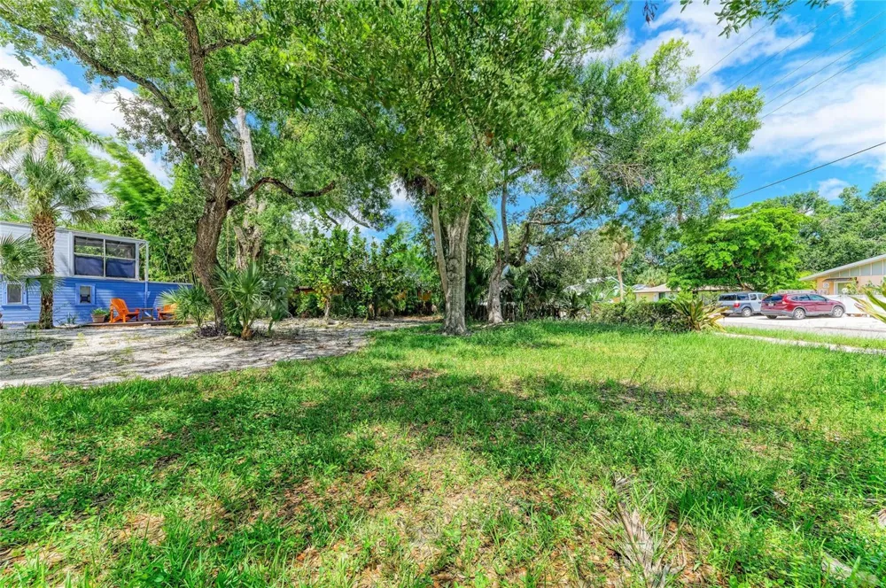 449 OSPREY AVENUE Sarasota, FL 34236